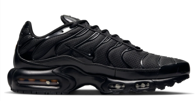 Nike Air Max Plus TN "Triple Black"